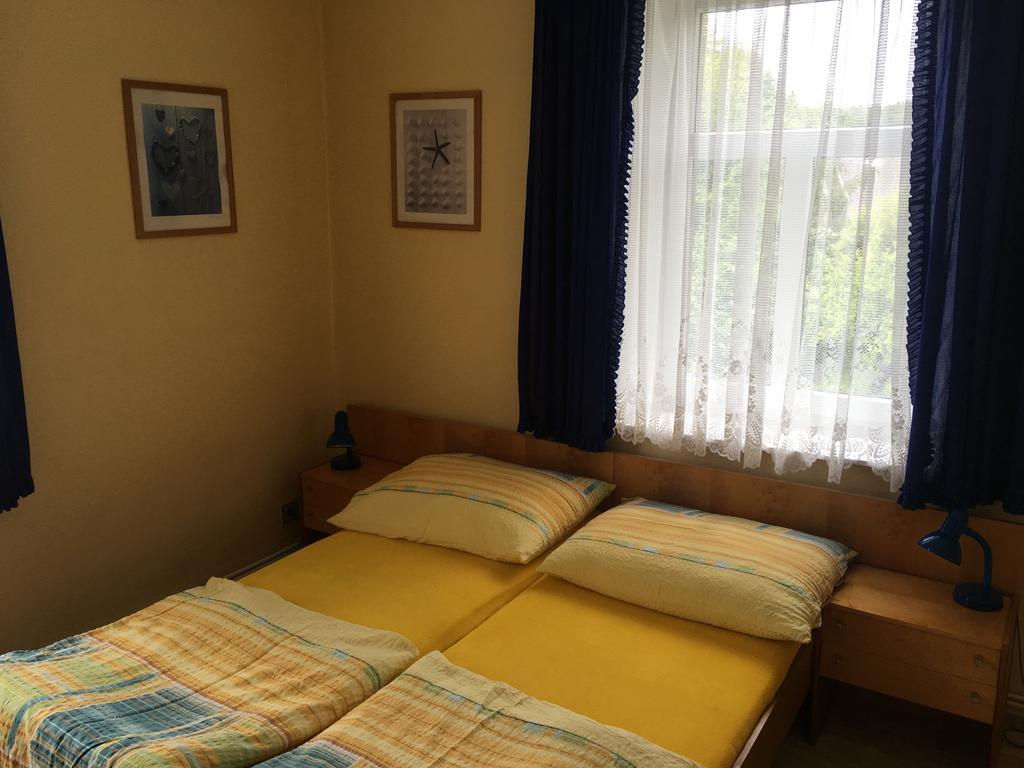 U Evy Jarosove Desná Exterior foto