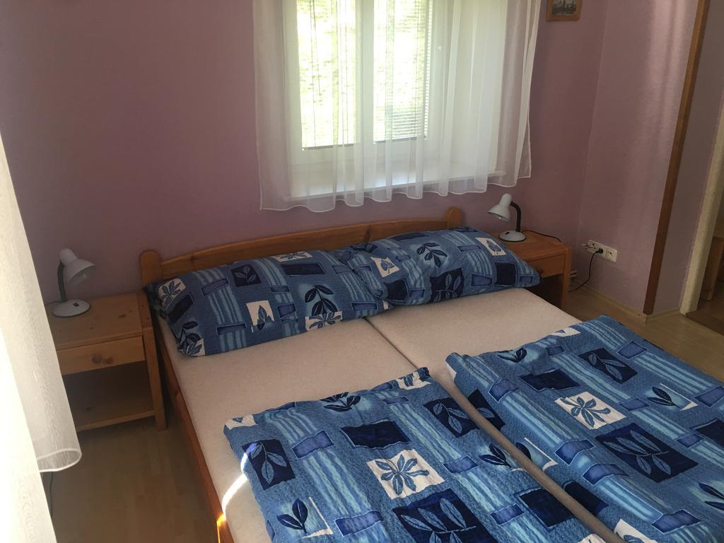 U Evy Jarosove Desná Exterior foto